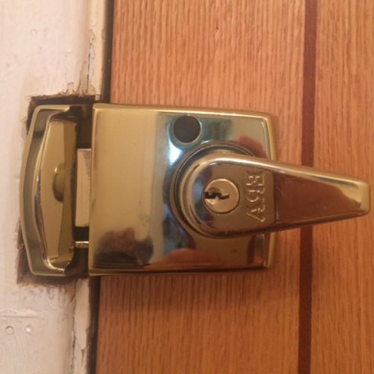 locksmiths services uk1111 768x768