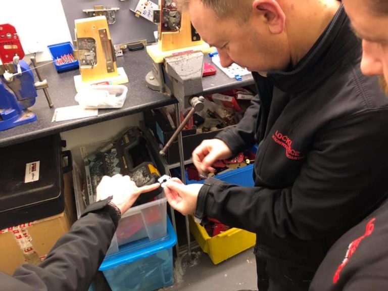 locksmiths uk8 768x576