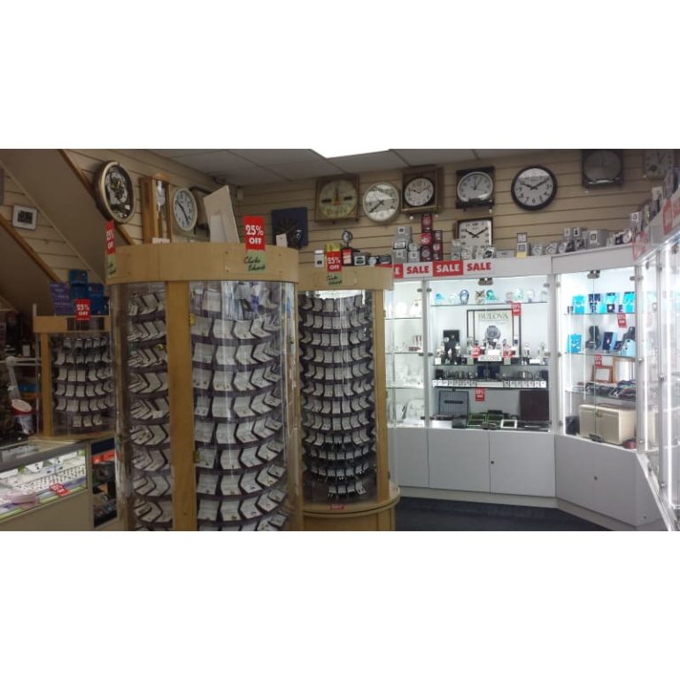 ernestgbrooksdisplaycases2 768x768