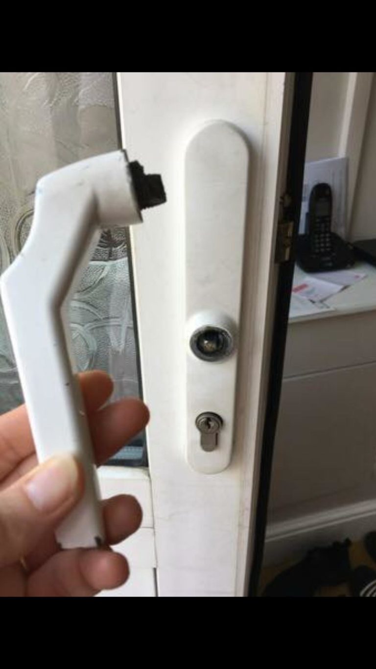 lockout247locksmithsupvchandle 768x1366