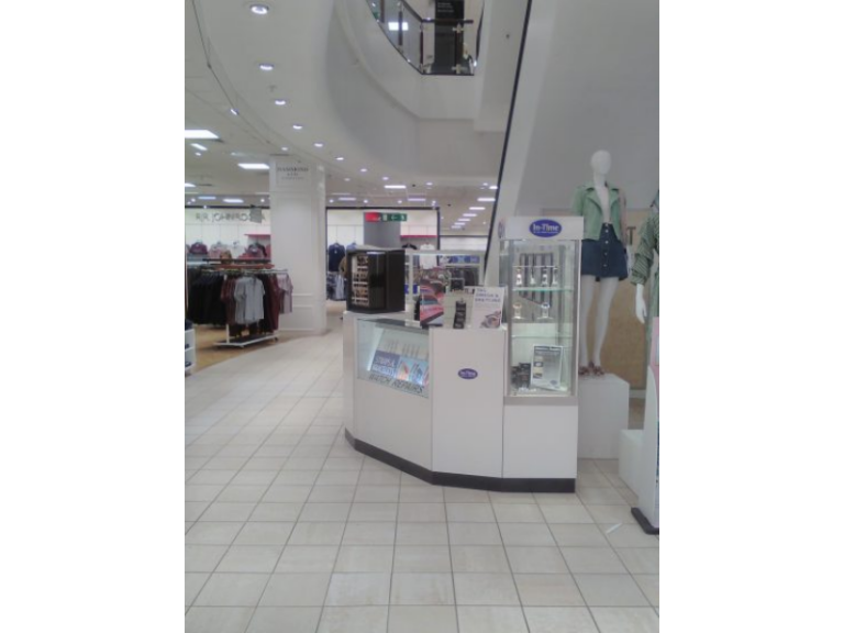 intimedundeestall1.1 768x576