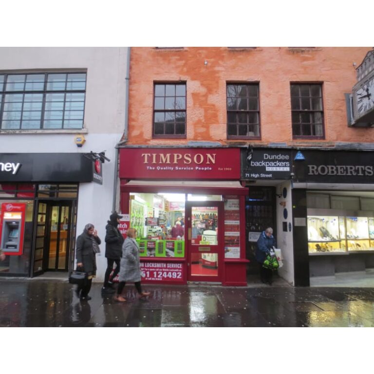 timpsondundeefront 768x768