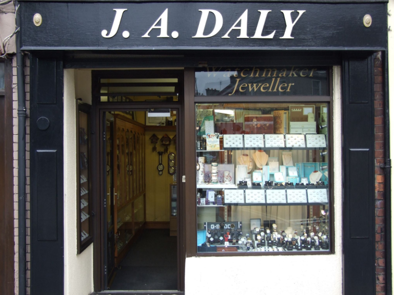 ja daly front 768x576