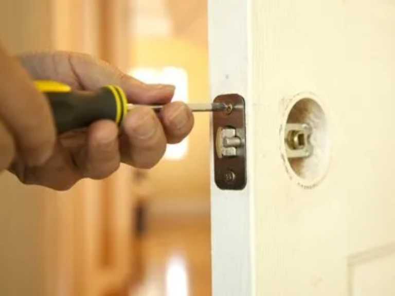 A.B LOCKSMITHS Double Glazing Repairs 5 768x576