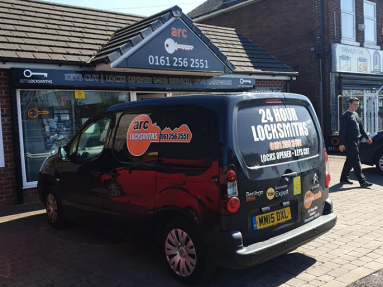 arc locksmiths 1 768x576